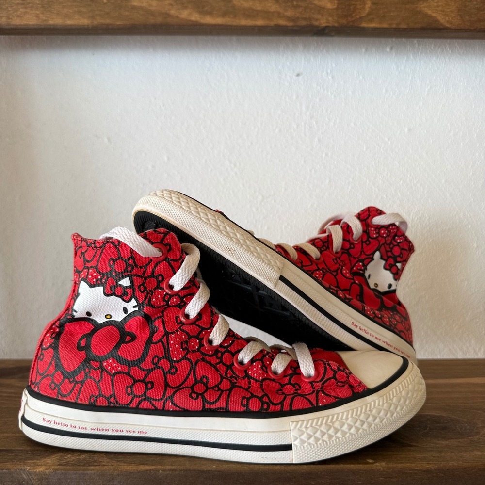 Converse Chuck Taylor‎ Hello Kitty Hi Top Sneakers Youth 2Y (Womens 3.5, READ)